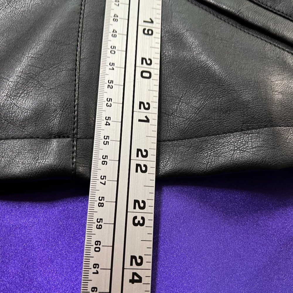 πgiacca Stunning Embroidered Faux Leather Jacket - Picture 13 of 16